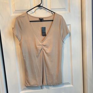 TORRID Women's Beige Ruched V-Neck Tee NWT